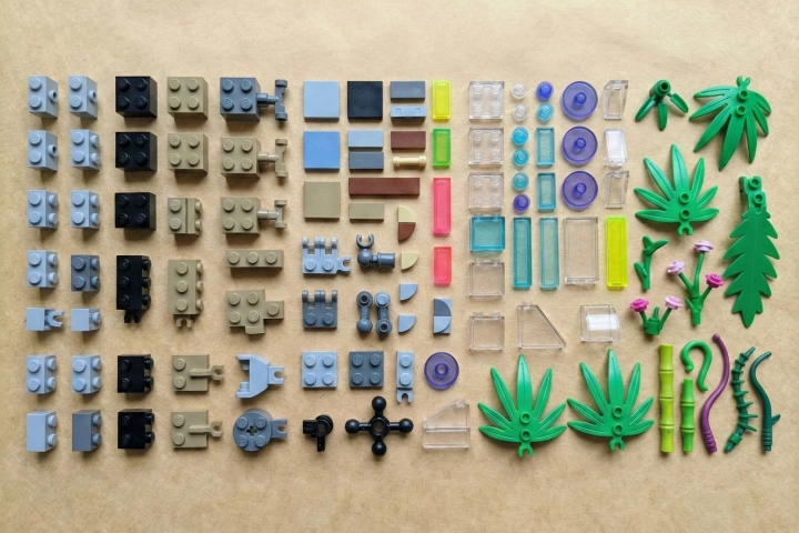 Blog graphic: The best LEGO parts for MOCs in 2026